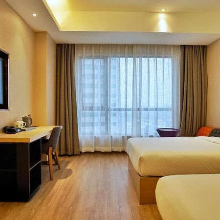 Ibis Styles Hangzhou Chaowang Road Hotel מראה חיצוני תמונה